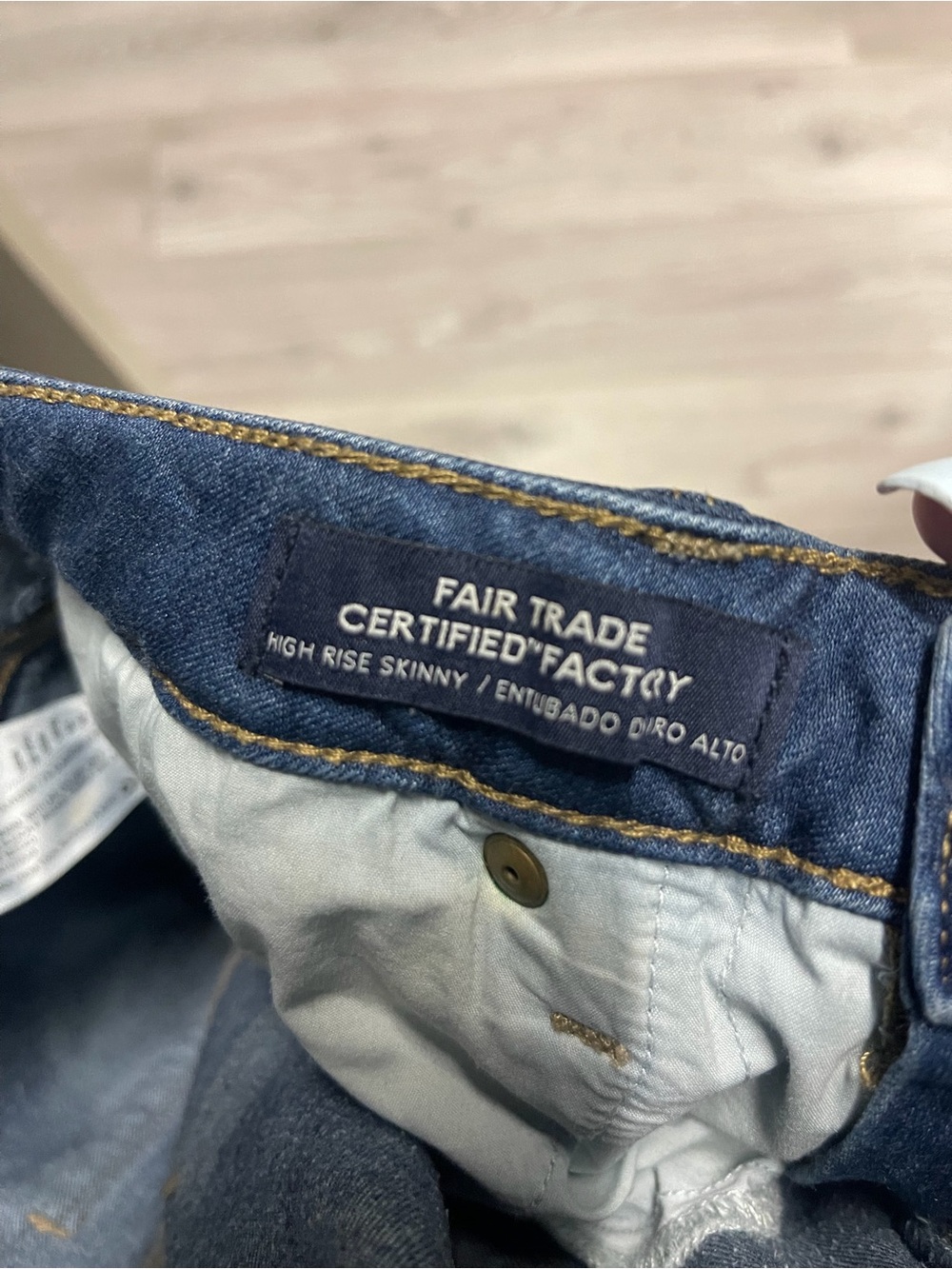 Universal Thread High Rise Skinny Jean - Picture 3 of 4